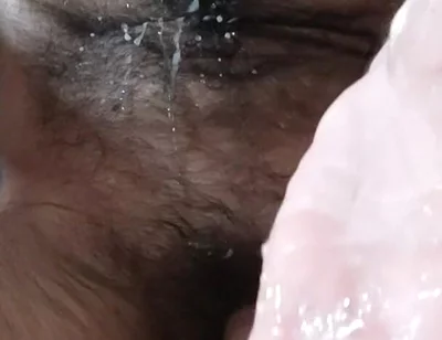 I Masturbate and Cum on My Hairy Body