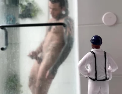 Giant Shows Himself Showering with a Tiny Human and Then Ends up Being Eaten