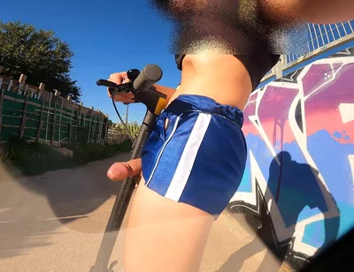 Eccentric Boy Masturbates with His Scooter and Shows His Cock to the Entire Neighborhood