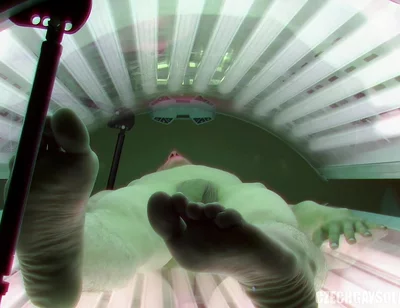 Czech Gay Solarium 1 Slim Twink Caught in Solarium