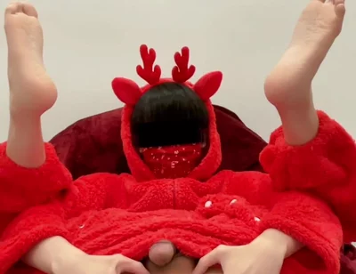 Merry Christmas, Butt Squirting Water