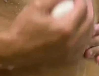 Big Dick Skinny Fucking the Passive in the Bath