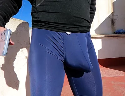 This Is for the Men: We Can Be Provocative Too, slo Motion Bulge