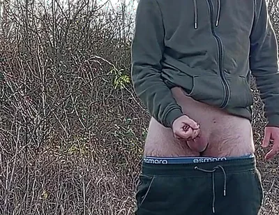 Outdoor Solo Man Pissing and Handjob