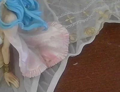 Cumming on Nefertari Vivi Figurine!