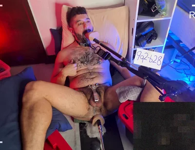 Daily Dose - Ricky Cage Gets Spit-roasted Between Two Machine Cocks!