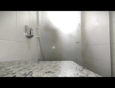 The Men Ejaculated in My Anus and I Had to Take a Shower to Clean It.