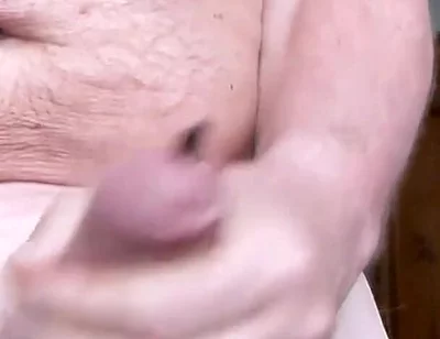 Andreas Penetriert Seinen Penis