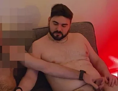 Straight Hairy Muscle Guy First Time Jerking and Sucking, Then He Fucks Me Bareback