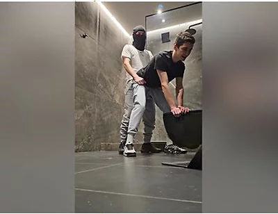 Dude Fuck Guy And Cum On Face