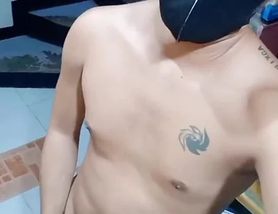 Sexy Pinoy Boy Wank His Hard Cock
