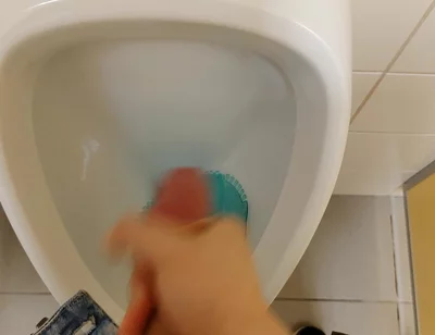 Piss, Jerking and Cum in the Hospital