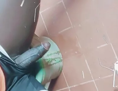 This Muscular Huge Cock Makes Me Horny