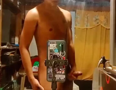 Philippino Twink Gets Horney