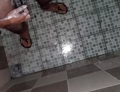 Boy Shaves His Balls and Masturbates