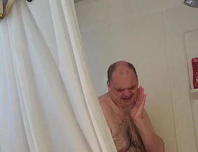 Who Wants to Take a Live Shower with Me