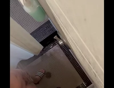 Gym Shower Showoff