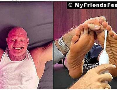 Hunk Dev Giggles Hard While Being Tickled From His Pits To His Feet