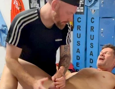 Tough Coach Studs Flexes Then Gets Breed by Ginger Gav X