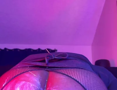 Bubble Butt Piggy Goes on Nasty Joyride