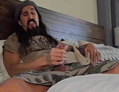 Maxx Stoner In Slater Vibes Cumshot 2