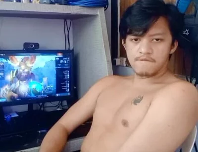 Hot Pinoy Boy Taste Himself