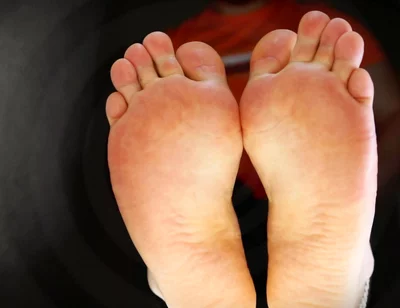 Keep Gooning to My Feet