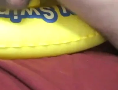 The yellow float