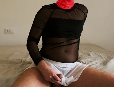 Wearing a Skirt and Thong on My Big Ass Masturbación