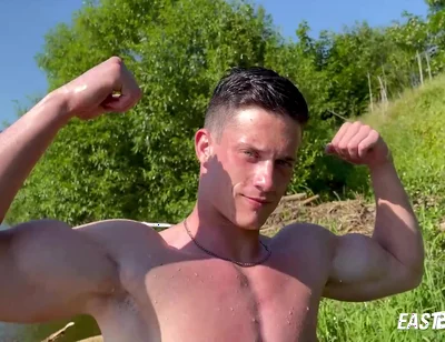 Hot Shirtless And Muscle Flexing - Bruce Harrelson