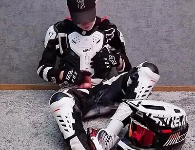 Jerking and Cumming on Nike Tn