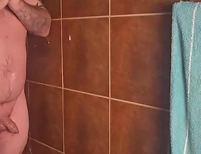 Jimbob Gets Wet and Messy in the Shower