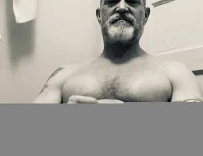 Hot B&w Bathroom Bate.