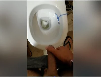 Morning Glory And Hard Piss In Wc (verified User)