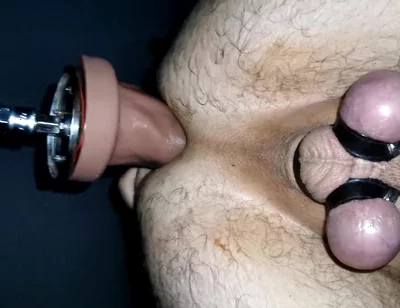 Fuckmachine Fucks My Ass Deep with Huge Dildo