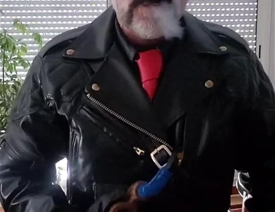 Red Tie in Full Langlitz