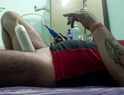 Indian desi police officer uncle gets rest and masterbation