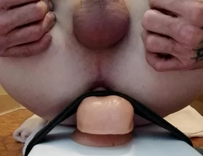 Closetkind69 Videos