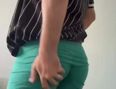 Horny Indian Twink Prepares for Grindr Daddy, Secret Wank & First Online Cumshot