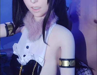 After Dark at the Honey Bee Inn, Tifa's Buzzing for You!