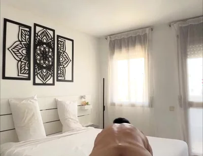Tiding the Bed Naked