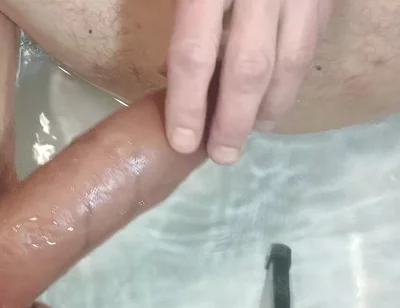 Close-up: Fingers and in Anal, amateur