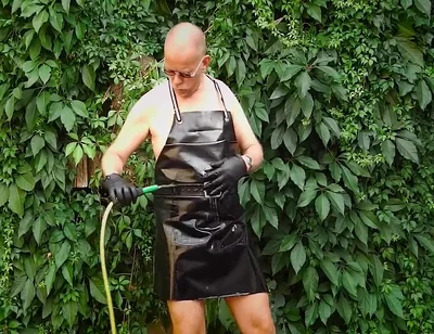 The Horny Rubber Gardener 26 (wet Play & Piss)