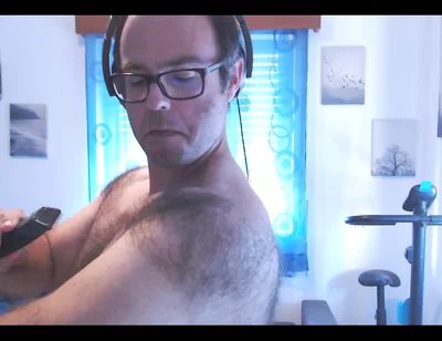 Shaving Armpits and Shoulders