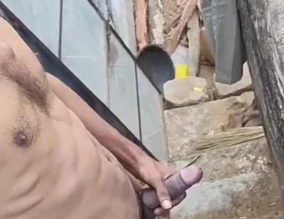 6packed Village Guy Jerks Dick at House's Terrace
