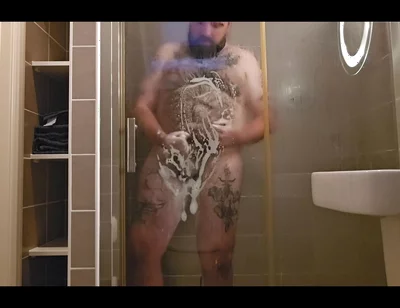 The Airbnb Host Caught Me Jerking off in the Shower!