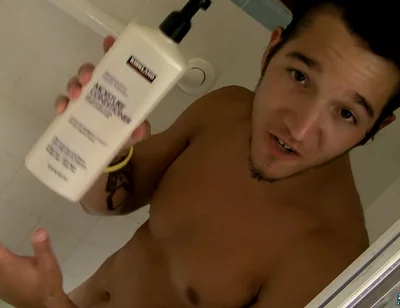 Shower Stroking Jock Jizzy