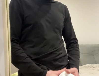 Fucking a Toy with a Big Dick and Moaning at 42 Years Old