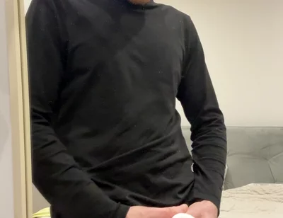 Fucking a Toy with a Big Dick and Moaning at 42 Years Old