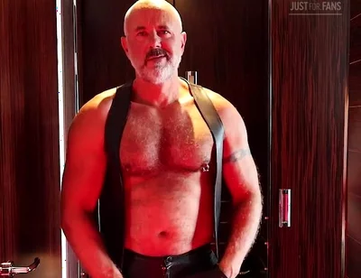 Just Flexing and. a Bit of a Solo